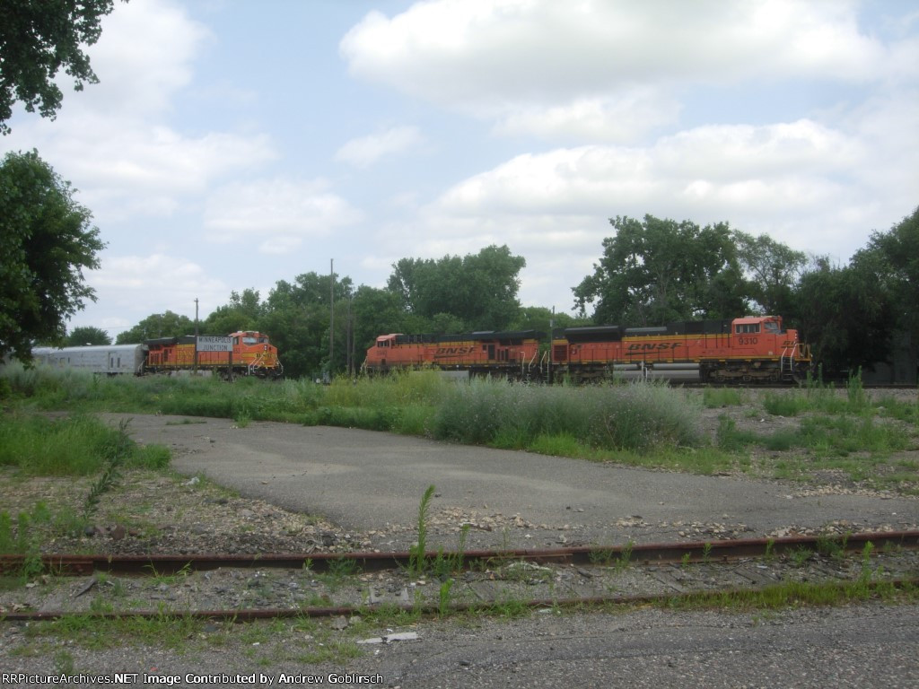 BNSF 7653, 5940 + 9310